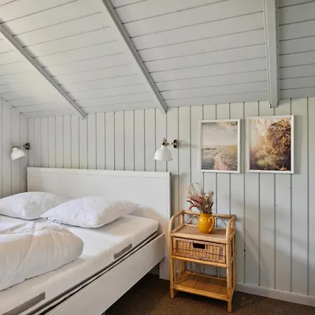 Pet Friendly In Sejero With Kitchen Holiday home Sejerby